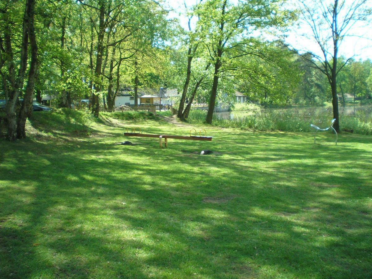 Vosseven Villa Stramproy Bagian luar foto